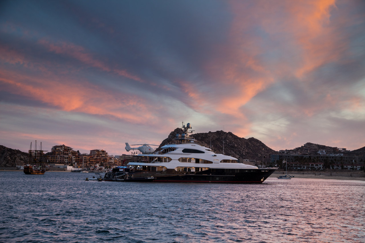 Megayacht in Cabo San Lucas